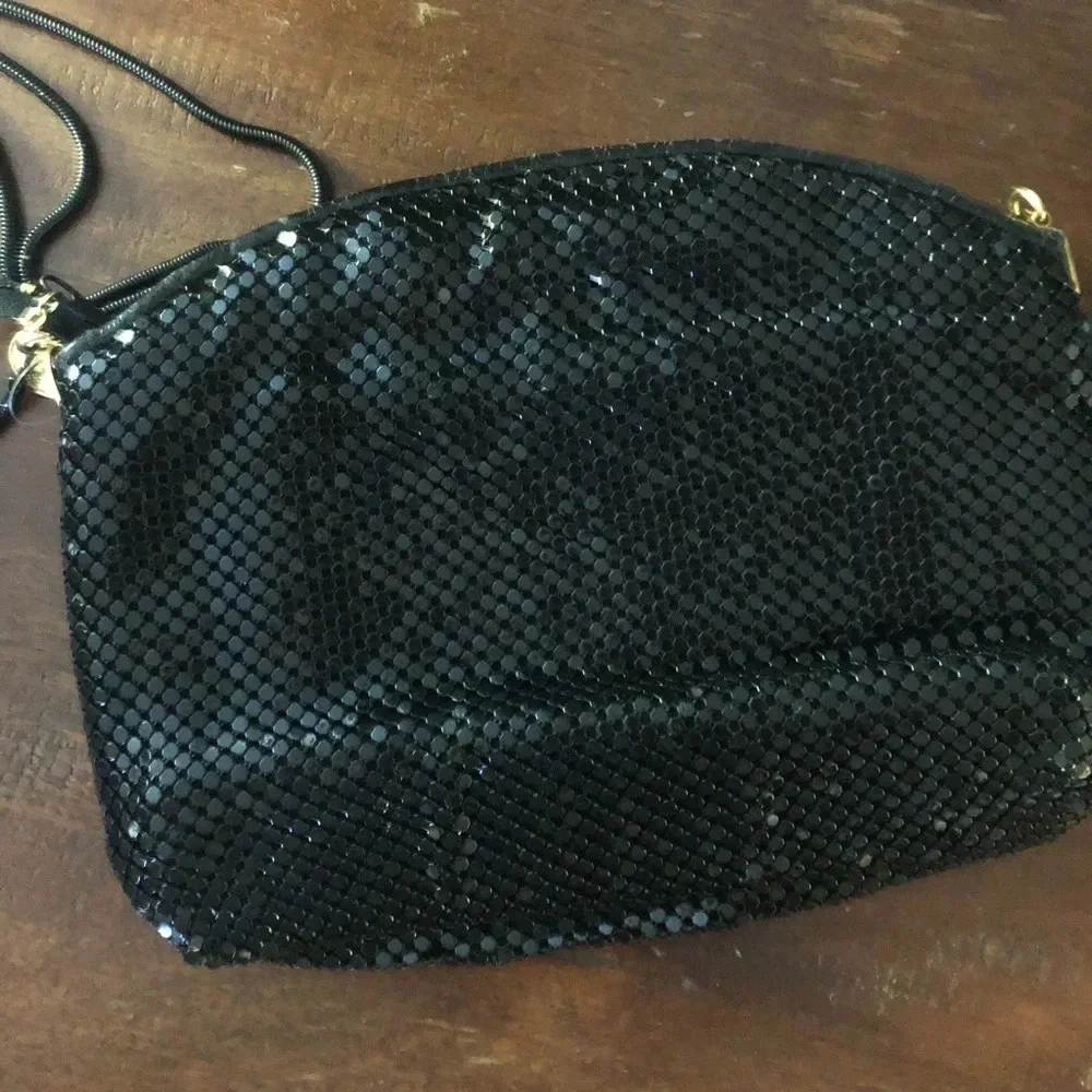 La Regale Black Sparkle Wristlet Clutch
